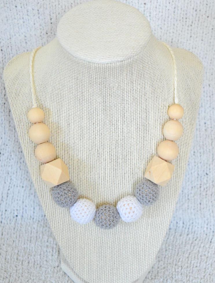 safe all natural teething necklace for mom and baby